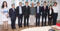 Top Chinese Banking Regulator Consults Yunus Top Chinese Banking Regulator Consults Yunus