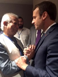 Yunus Urges French President to address Rohingya Crisis Yunus Urges French President to address Rohingya Crisis