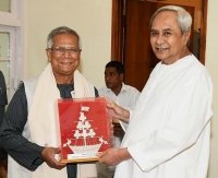Yunus Meets the Chief Minister of Orissa and Addresses the top Officials of Orissa Government. Yunus Meets the Chief Minister of Orissa and Addresses the top Officials of Orissa Government.